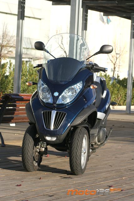 Piaggio MP3 400 LT — foto 2