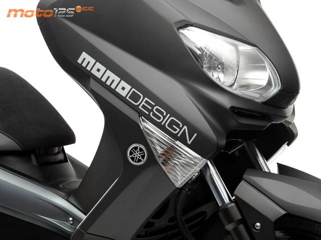 Yamaha X-Max 125 Momodesign — foto 2
