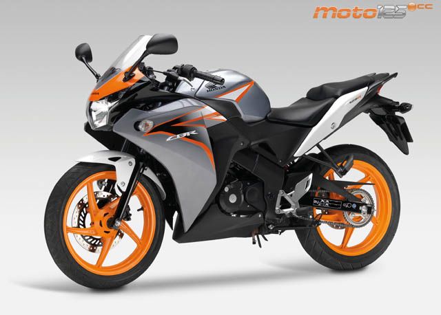 Honda CBR125R — foto 2
