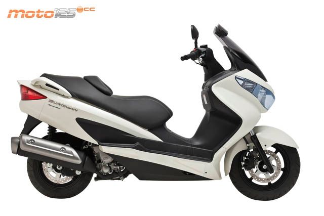 Suzuki Burgman 125 Executiv — foto 2