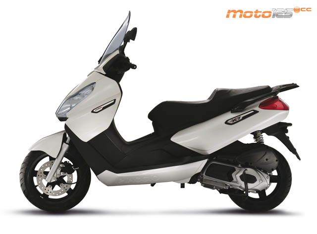 Piaggio X7 Evo 125 ie — foto 3