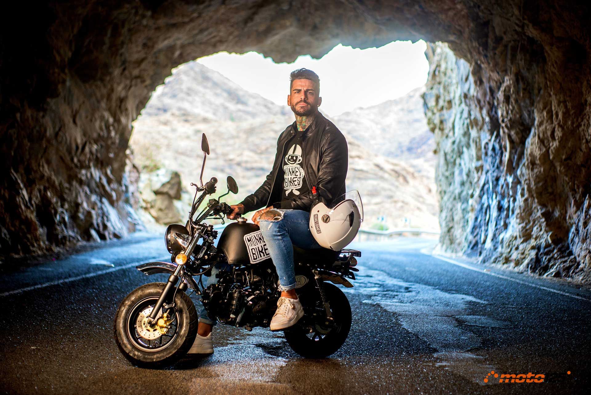 Monkey Bikes MB Gorilla negra