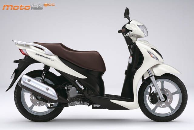 Suzuki Sixteen 125 — foto 3
