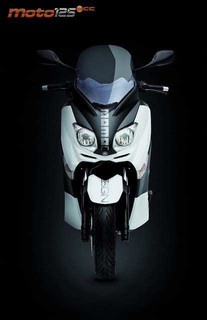 Yamaha X-Max 125 Momodesign — foto 3