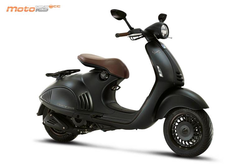 Vespa 946 Emporio Armani — foto 3