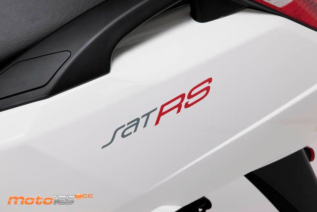 Peugeot Satelis 125 RS Urban — foto 3