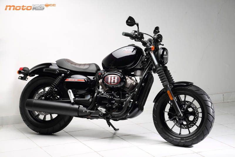 Hyosung Aquila GV125S — foto 3