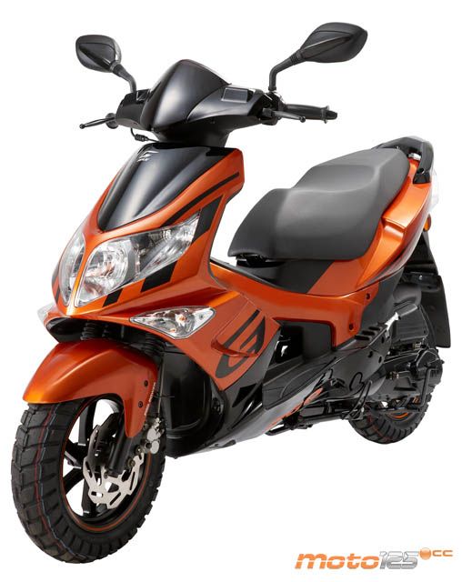 PGO G-Max 125 — foto 3
