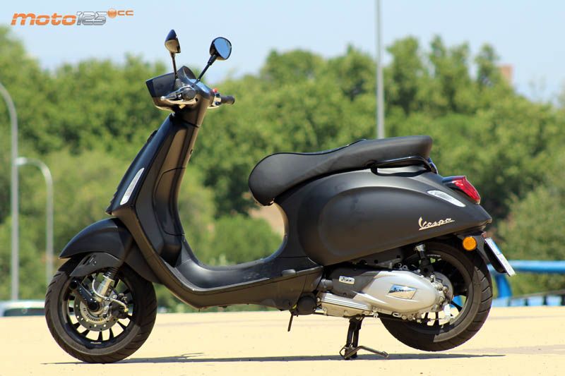 Vespa Sprint Notte 125 — foto 4
