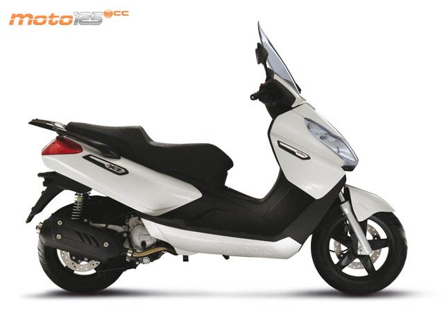 Piaggio X7 Evo 125 ie — foto 4