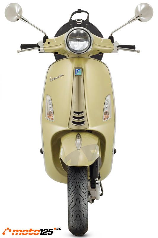 Vespa Primavera 125 75 Aniversario — foto 4