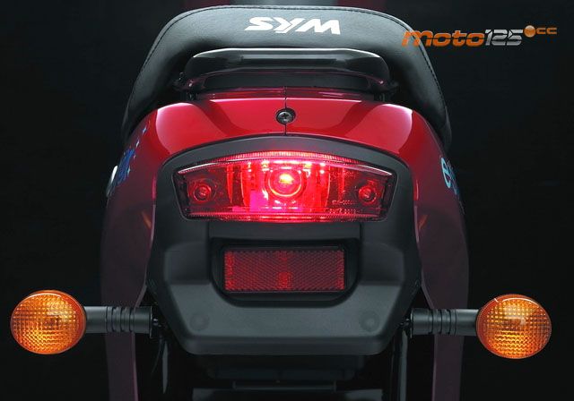 SYM Symmetry — foto 4