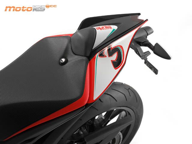Aprilia RS4 125 Replica — foto 4