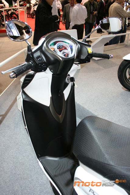 Kymco People 1 125i — foto 4