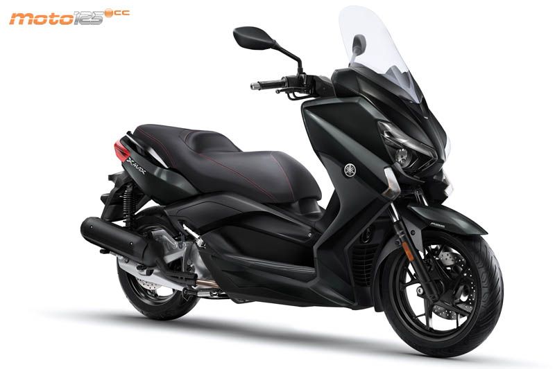 Yamaha X-Max 125 '17 E4 — foto 4
