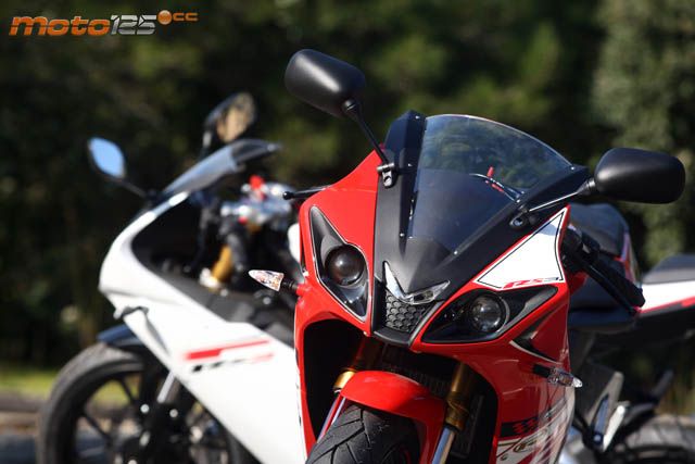 Rieju RS3 125 — foto 4