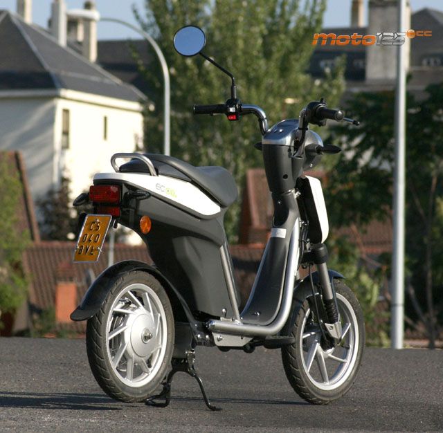 Yamaha EC-03 — foto 4