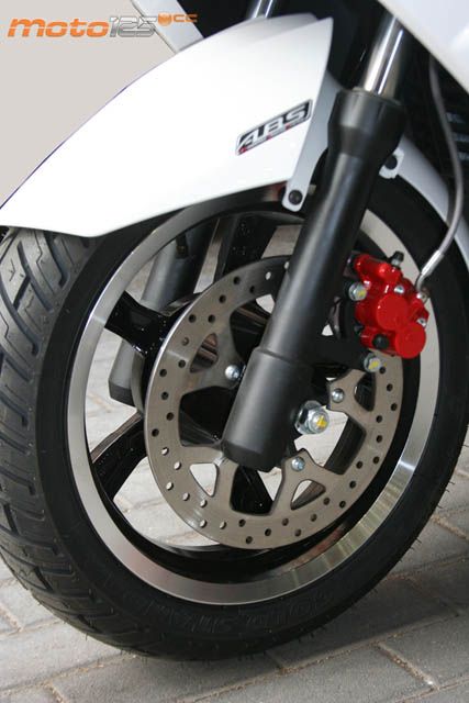 Peugeot Satelis 125 RS Urban — foto 4