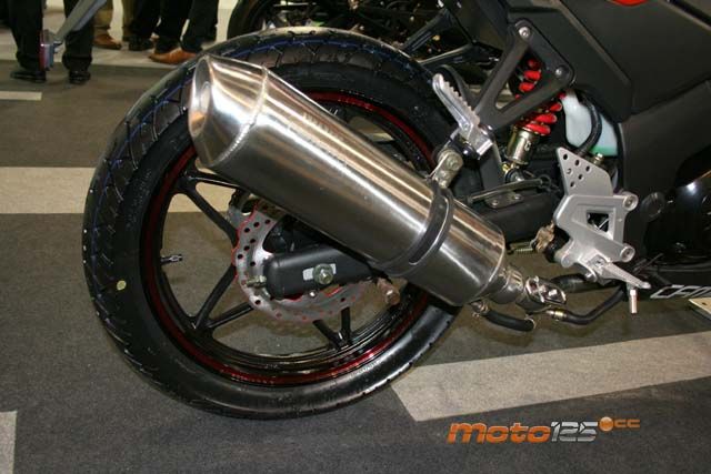 CFMoto V-Night 125 — foto 4