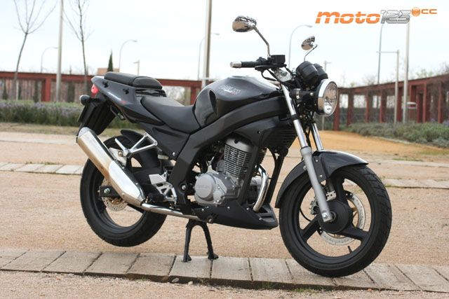 Daelim Roadwin 125 FI — foto 4