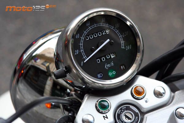 Suzuki Marauder 125 — foto 4