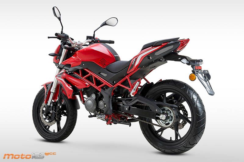 Benelli BN 125 — foto 5