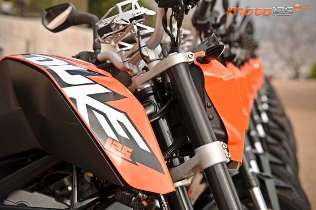 KTM Duke 125 ABS — foto 5