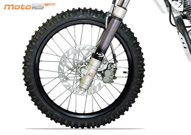 AJP PR3 125 Enduro — foto 5