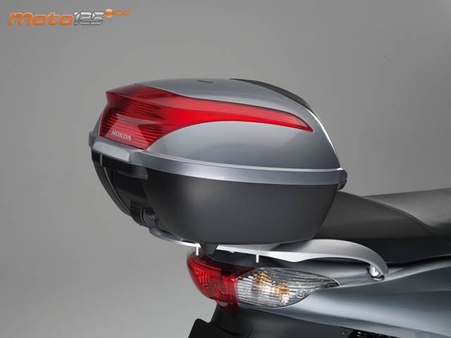 Honda Passion 125 Top Box — foto 5