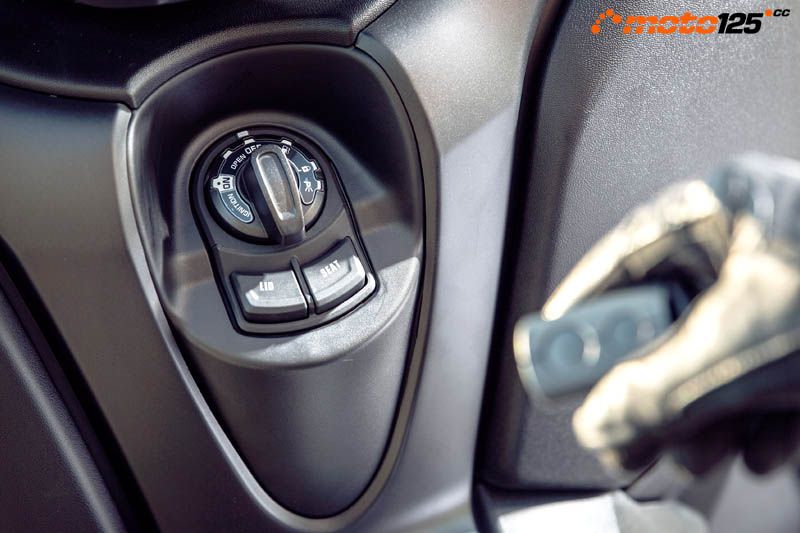 Yamaha XMax 125 — foto 5