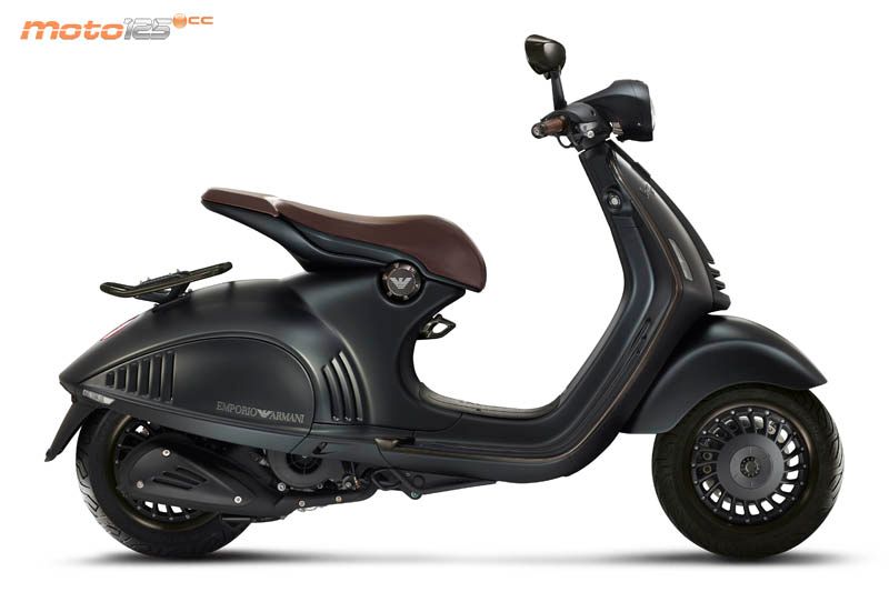 Vespa 946 Emporio Armani — foto 5