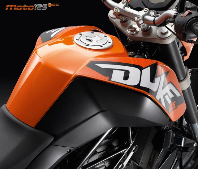KTM Duke 125 ABS — foto 6