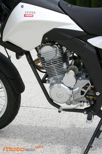 Derbi Cross City 125 — foto 6