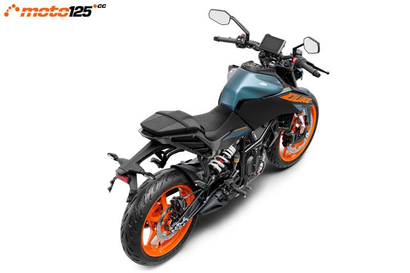KTM Duke 125 — foto 6