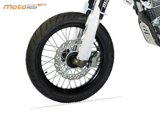 AJP PR4 Supermoto 125 — foto 6