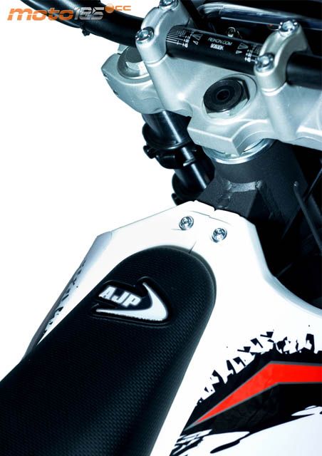 AJP PR3 125 Enduro — foto 6