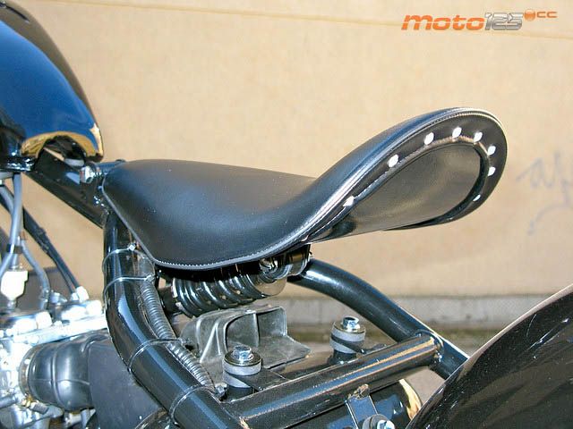 Leonart Bobber 125 — foto 5