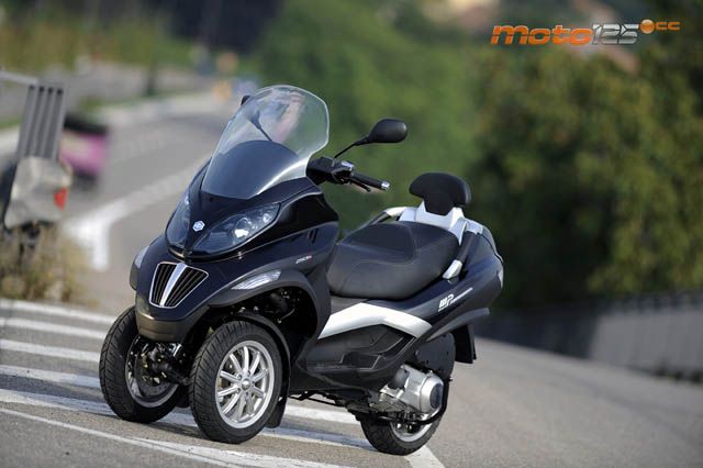 Piaggio MP3 125 RL ie — foto 7