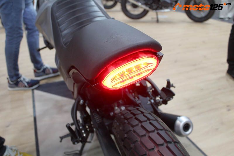 Brixton Crossfire 125 — foto 7