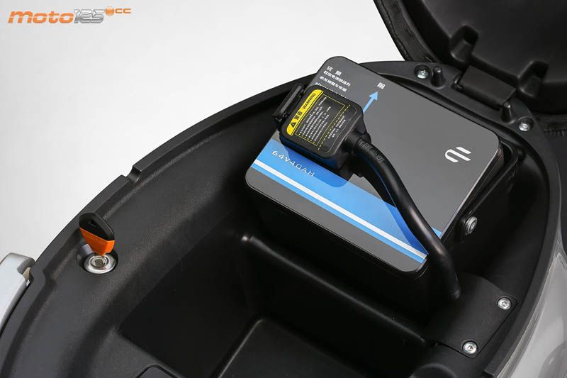 Sumco Ecooter E1 R (125) — foto 7