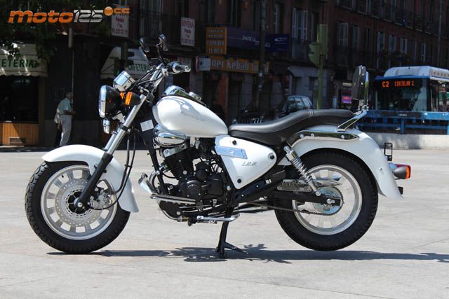 Keeway Superlight 125 LE — foto 7