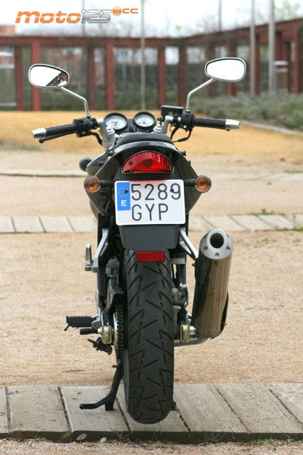 Daelim Roadwin 125 FI — foto 7