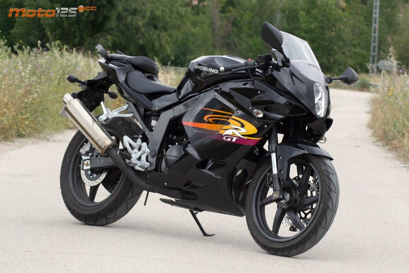 Hyosung Comet GT 125 R — foto 7