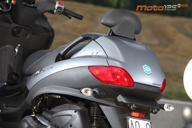 Piaggio MP3 Sport 500 LT — foto 7
