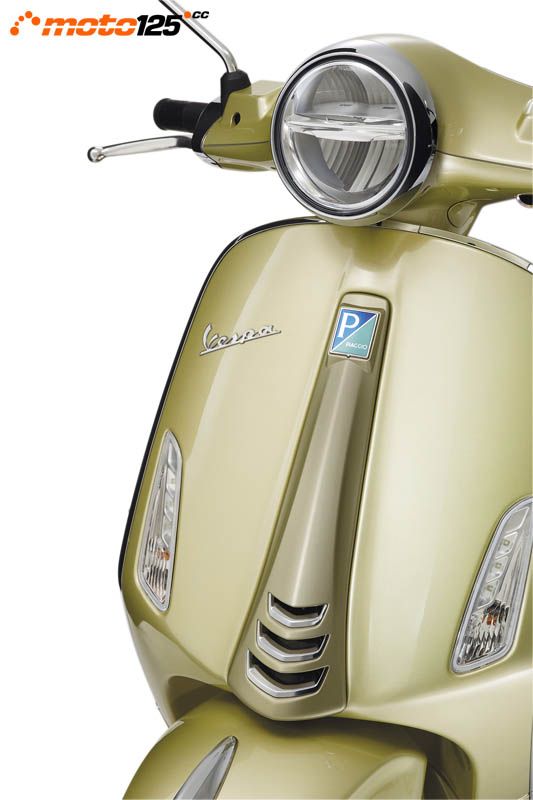 Vespa Primavera 125 75 Aniversario — foto 8