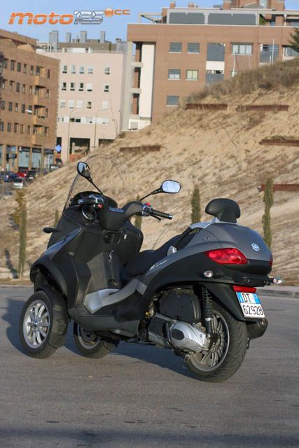 Piaggio MP3 Touring 300 LT — foto 8