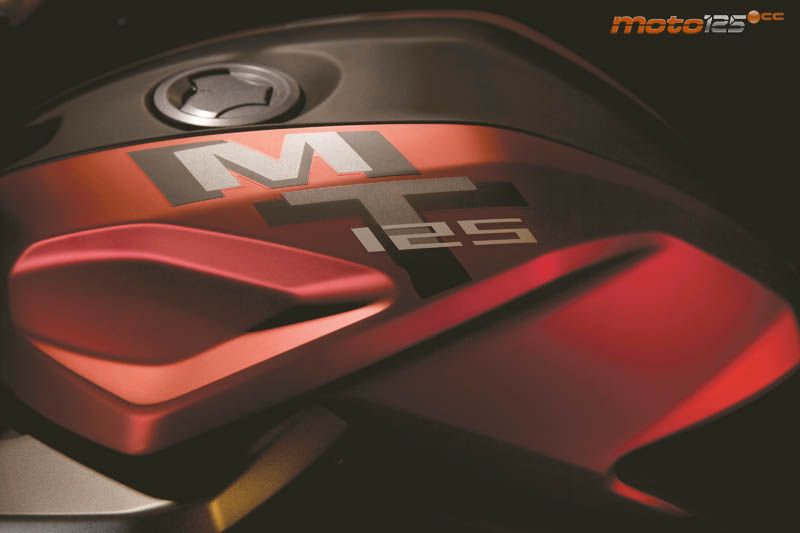 Yamaha MT-125 — foto 8