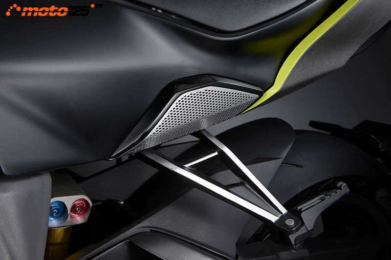 Kymco RevoNEX — foto 8