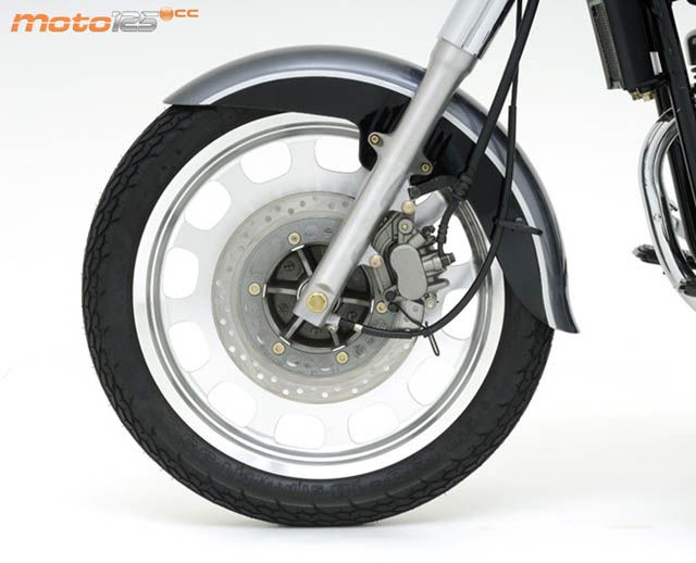 Daelim Daystar L 125 FI — foto 8