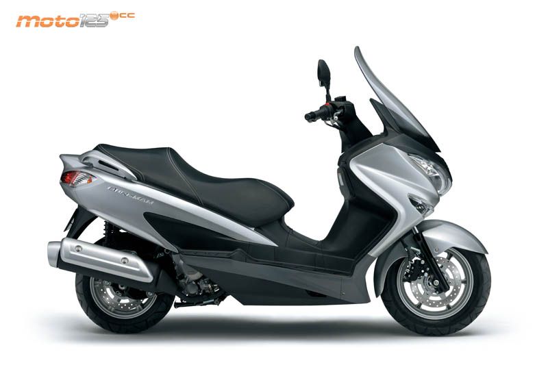 Suzuki Burgman 125 — foto 8